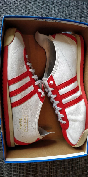 Ebay spotting: Adidas Italia 1960 trainers in white and red