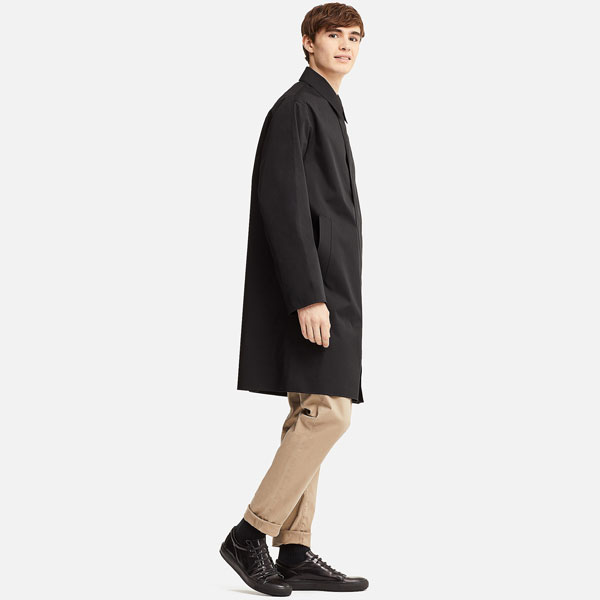 Blocktech classic raincoat at Uniqlo