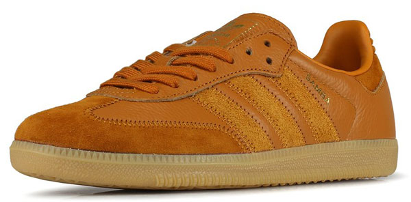 Adidas Samba OG trainers in brown leather