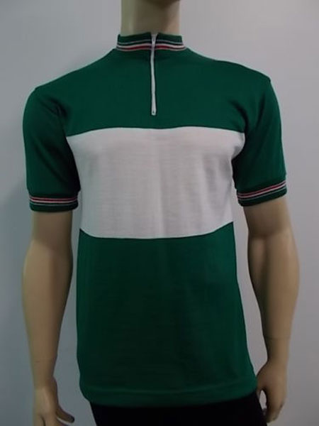 Vintage-style cycling tops by 3M Caverni