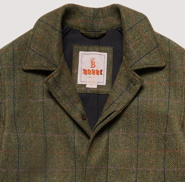 Keep warm in a Baracuta G10 Shetland overcoat