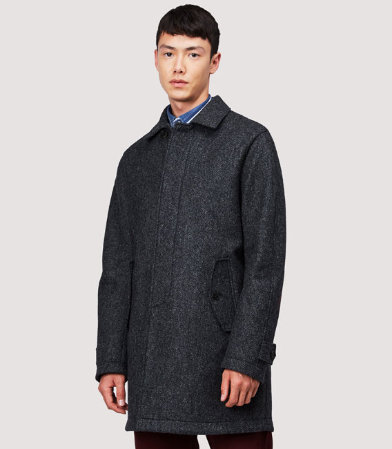 Keep warm in a Baracuta G10 Shetland overcoat