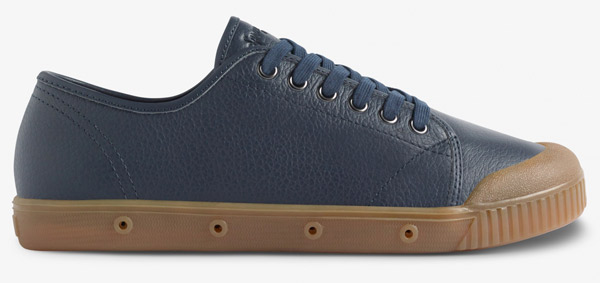 Spring Court G2 plimsolls in Nappa leather