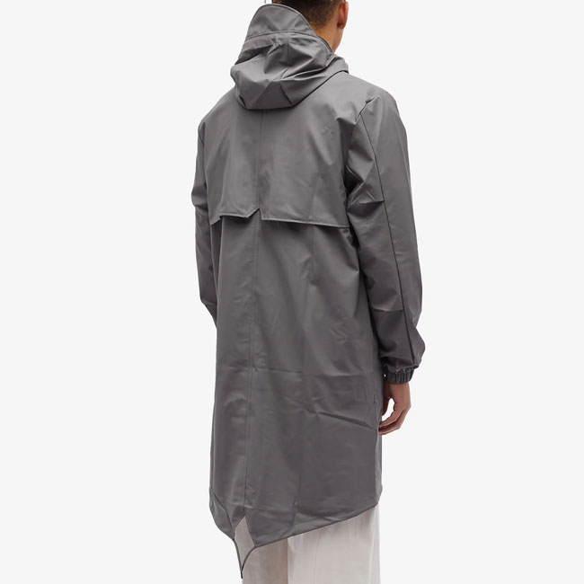 Rainy day classic: Rains Fishtail Parka - His Knibs