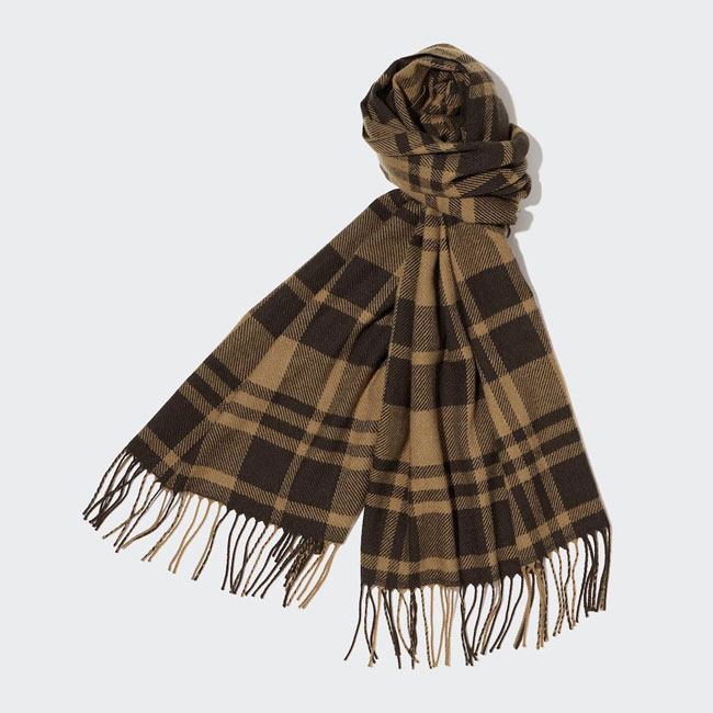 Budget Heattech Patterned Scarf at Uniqlo