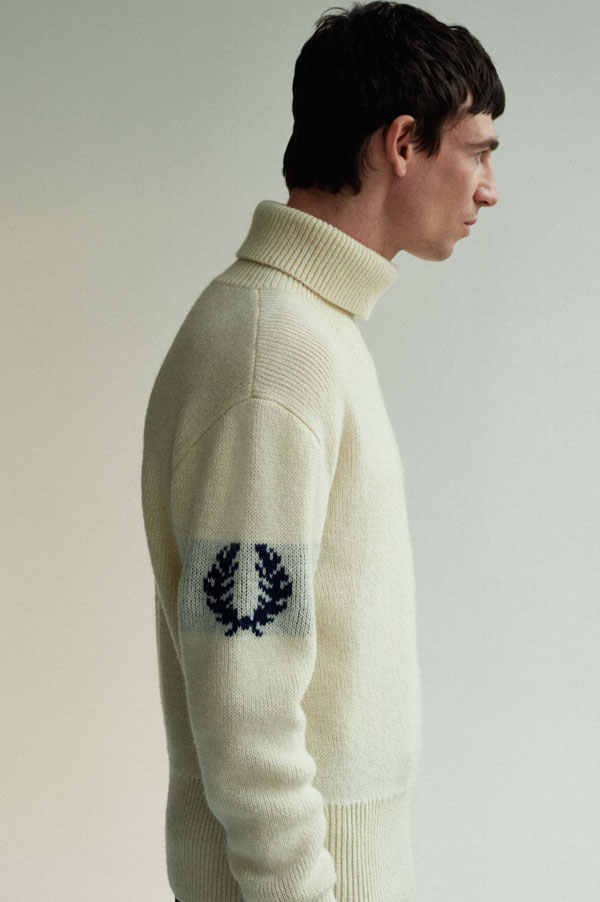 1970s-inspired Fred Perry Laurel Wreath Roll Neck Jumper