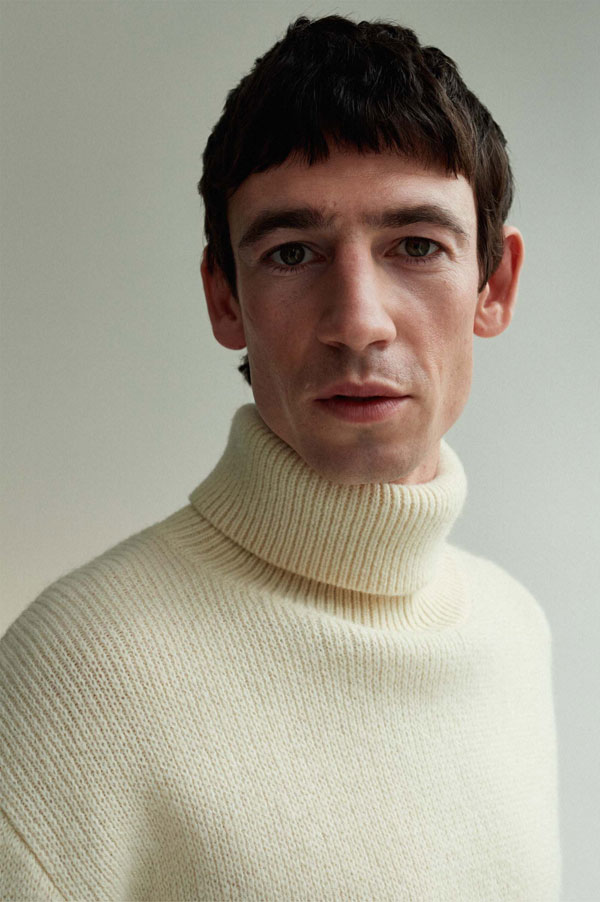 1970s-inspired Fred Perry Laurel Wreath Roll Neck Jumper