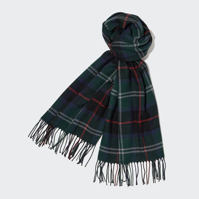 Budget Heattech Patterned Scarf at Uniqlo (image credit: Uniqlo)